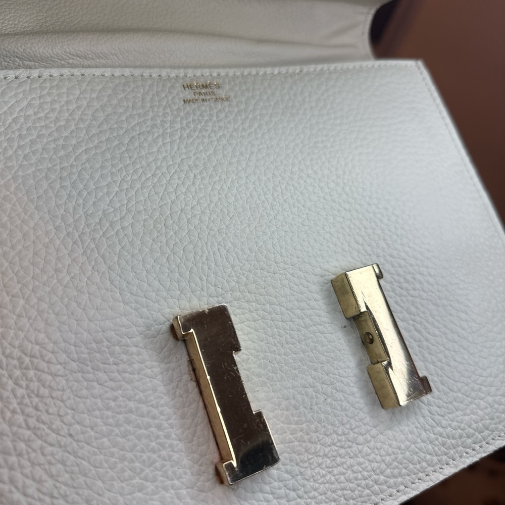 Hemmy White Leather Clutch